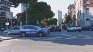 Blitz in Borgo Stazione: 200 identificati, droga e un arresto