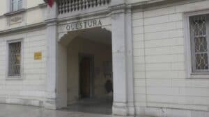Nell’auto aveva due etti di eroina: arrestato uomo di 62 anni