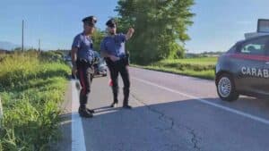 Litiga con la moglie, poi aggredisce i carabinieri: arrestato