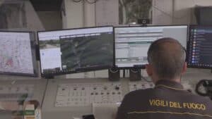 Casa avvolta dalle fiamme, paura a Carpacco