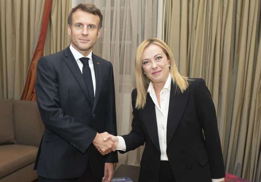 Telefonata Meloni Macron, comune impegno per sostenere i paesi del Golfo, la sicurezza di Cipro ed evitare un'escalation in Libano