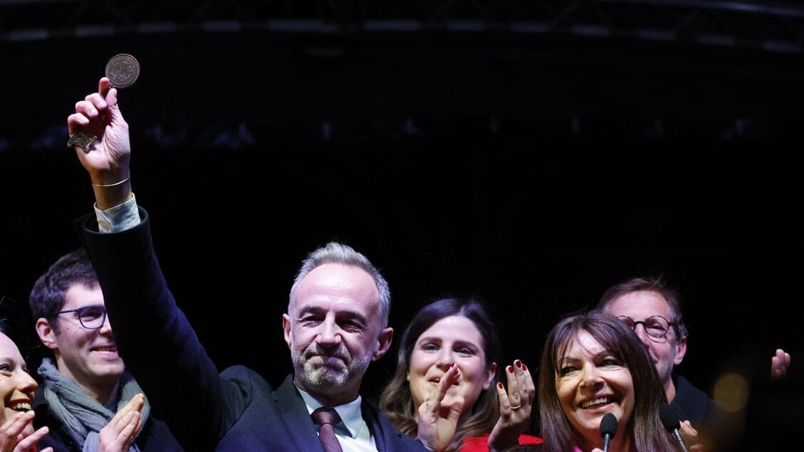 Parigi non tradisce la gauche ed elegge nuovo sindaco Emmanuel Grégoire