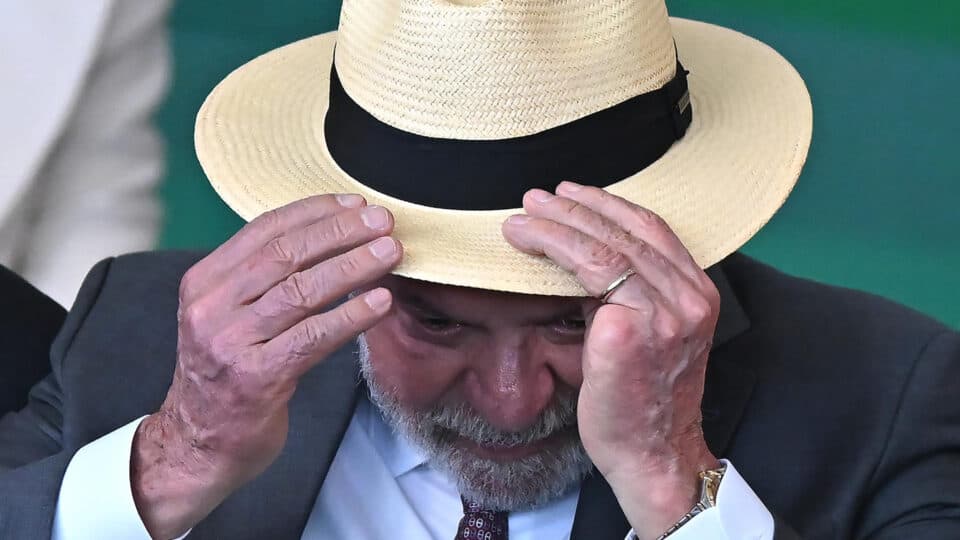Lula dichiara: “Chiederò a Trump di non intromettersi nelle elezioni brasiliane”