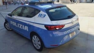 Donne aggredite e rapinate in centro: due uomini in carcere