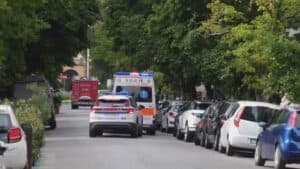 Perde i sensi in casa, ragazza soccorsa in via Roma