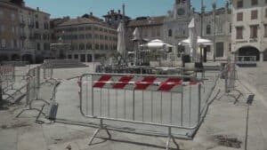 Piazza San Giacomo, dehors in sicurezza dopo lo stop