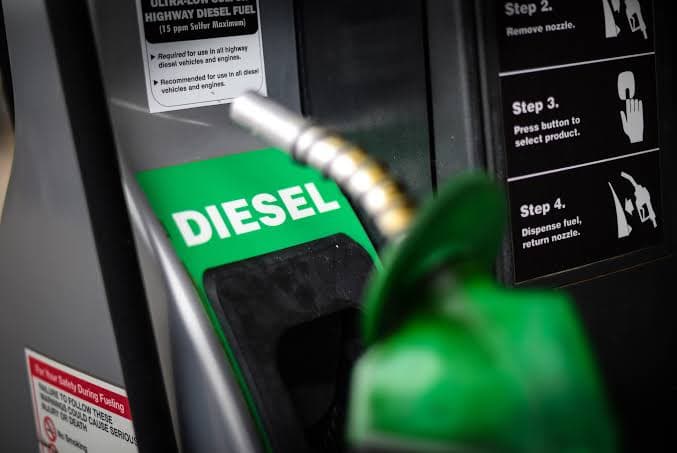 Trump lancia un ultimatum sul diesel, l'Europa sotto pressione. Regno Unito tra i più vulnerabili