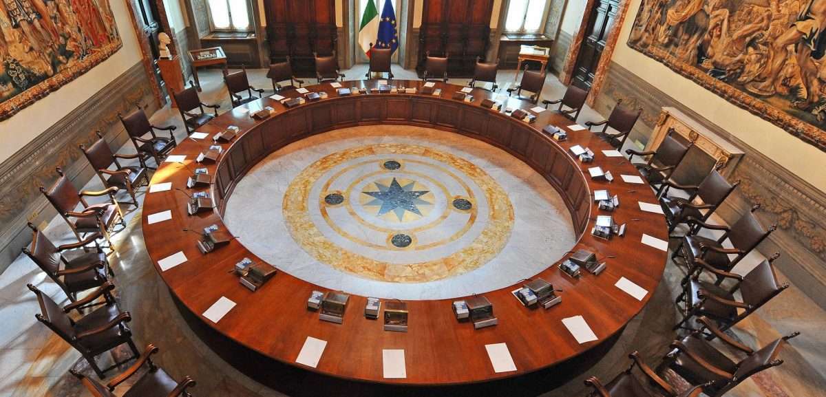 Referendum sulla giustizia, il governo conferma il voto il 22 e 23 marzo e modifica il quesito
