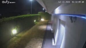 Udine sud, ancora vetri rotti nelle auto: caccia al ladro dei cortili