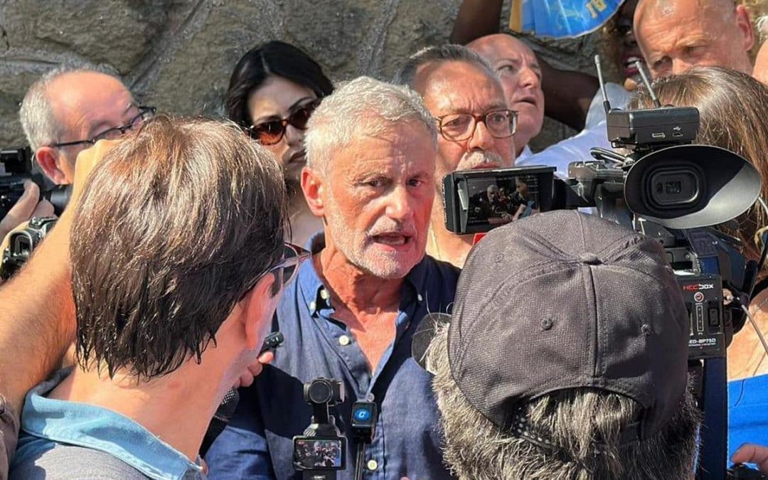 Alemanno lascia Rebibbia: “Esco da innocente”. Stasera l’incontro con Vannacci