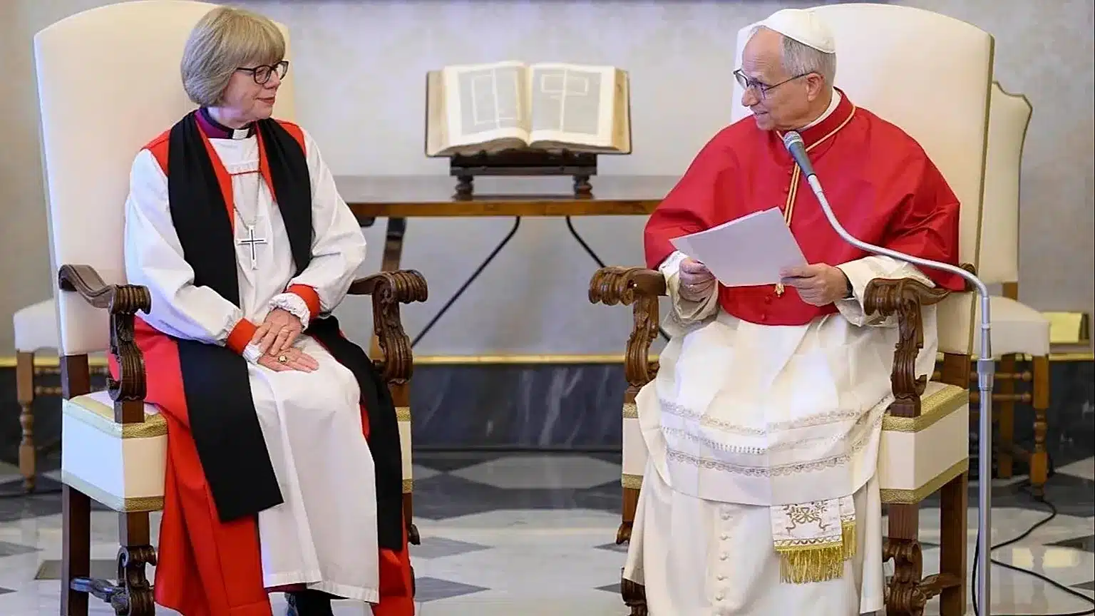 Papa e arcivescova di Canterbury, appello all’unità: “Divisi sarebbe uno scandalo”