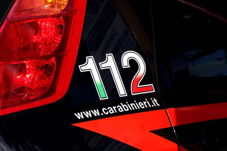 Truffe energetiche, boom di segnalazioni: a Udine Enel e Carabinieri insegnano come difendersi