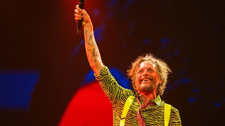 Jovanotti celebra i 60 anni e guarda al futuro: «La lezione più grande? L'amore»