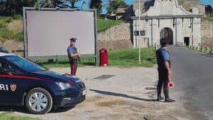Un 51enne deferito per atti osceni in luogo pubblico