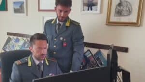 Riciclaggio, +21% di segnalazioni: intesa Gdf e Commercialisti
