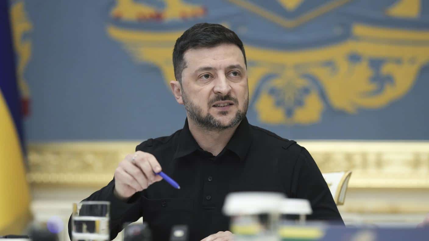 Ucraina, la guerra entra nel quarto anno. Zelensky, non stiamo perdendo