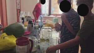 Caso limonate, la solidarietà esplode ma loro spremono le meningi