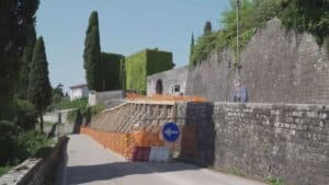 Mura del Castello di Aviano, consolidamento e restauro per marzo